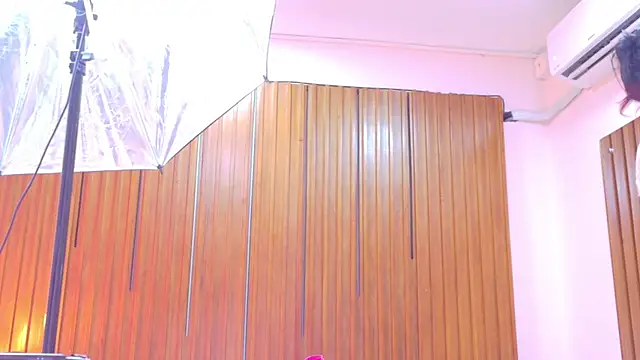 SilvanaCapelli webcam