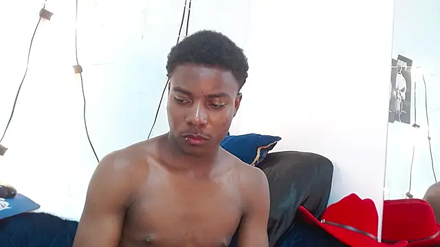 NoahJhonson69 webcam