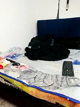 kratosafroditacs (G young) - oil spray on my body🔥😈🫦