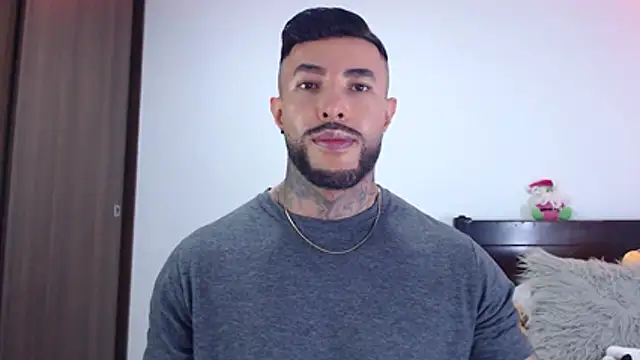 andrea_de_lucaa webcam