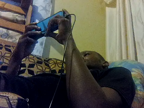 LookingLover34 webcam