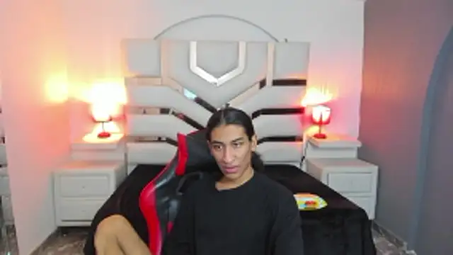 SofiaNaugthyxTS webcam