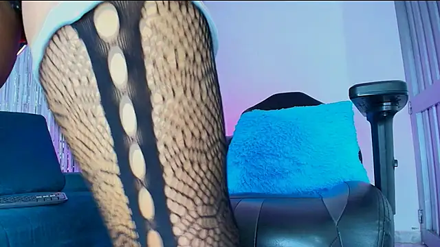 angela_bigdick webcam