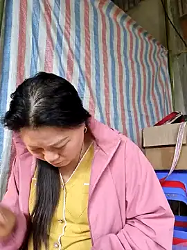 yoowwmr - Yoowwmr's free webcam