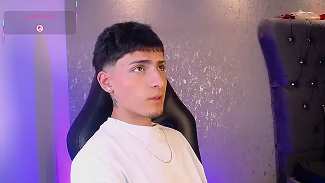 MateoMitchell webcam