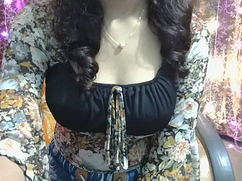 lovely_soniya webcam