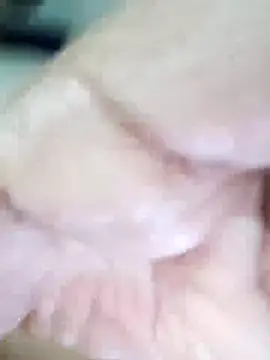 Anushasharma89 webcam