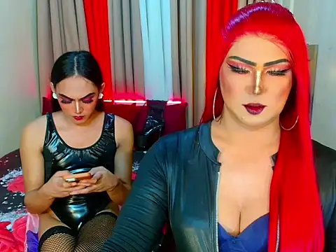 02HornyCumTrans webcam