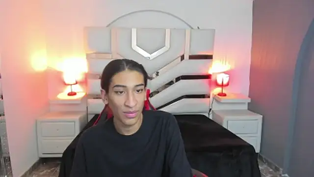 SofiaNaugthyxTS webcam