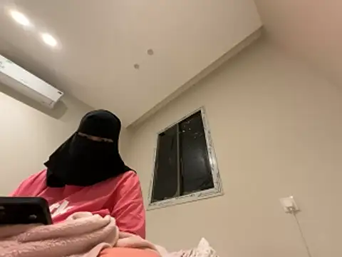 Submissive_Arab webcam