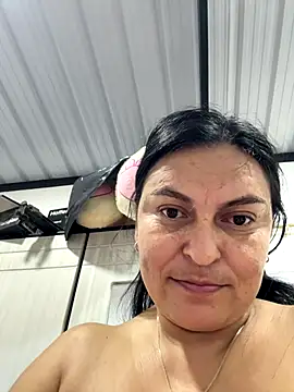 Horny-Mommy-Dirty webcam