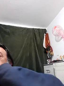 jeans_and_emma webcam