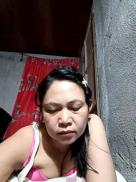 Everleigh_mom webcam