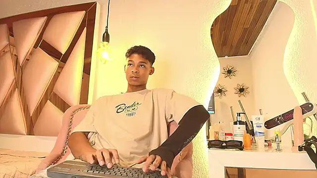 CoffeNaughty_nom webcam