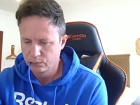 TroyDieselXXX webcam