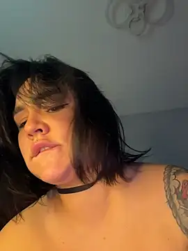 SwittieKendra webcam