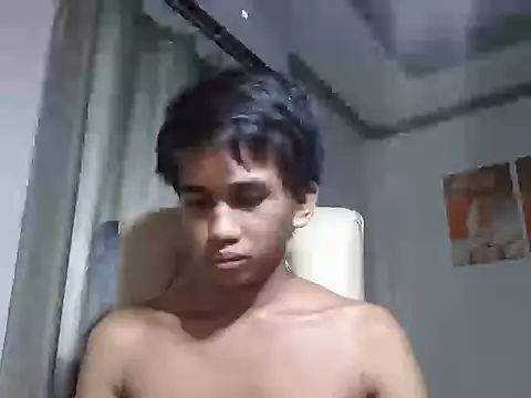 charlie0728 (M young) - Cum at goal