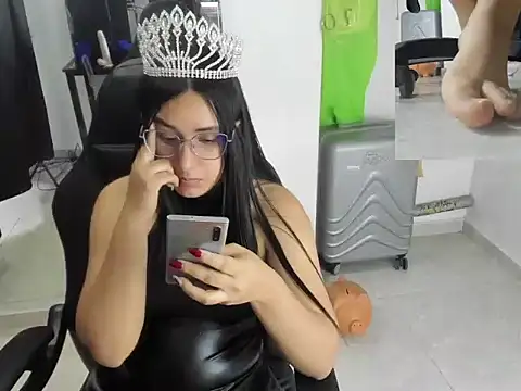 queen_findom1 webcam
