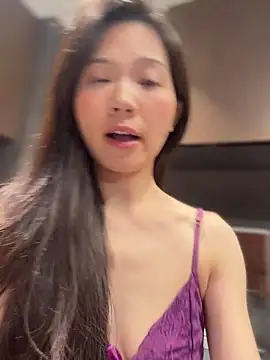 美女yourqiqi66在线直播