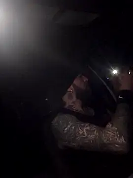 Beardedtattood webcam