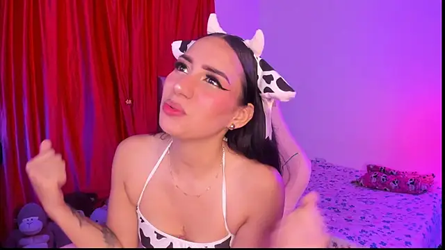 LucianaCarter webcam