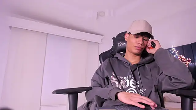 michael_vidal webcam