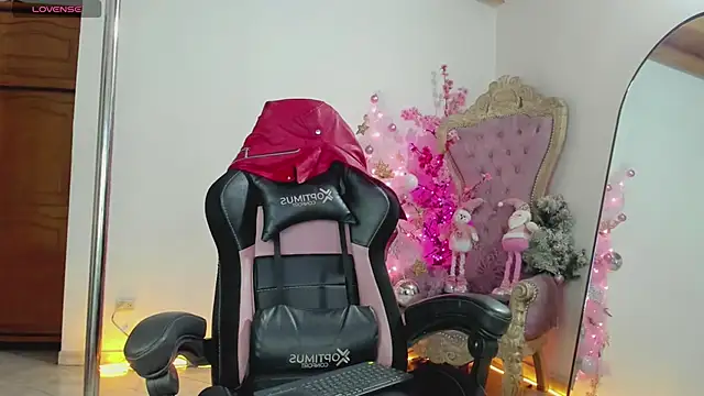 auraeroticaxxx webcam