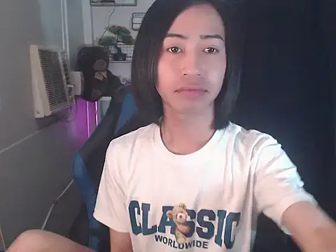 Miracle_TheBrat webcam