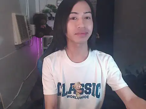 Miracle_TheBrat webcam