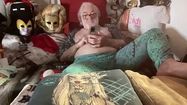 EroticVenetian webcam