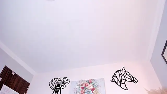 Isabella_Crofts webcam