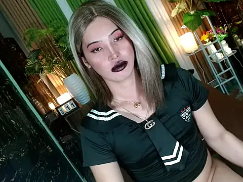 Queen_kendalx19 webcam