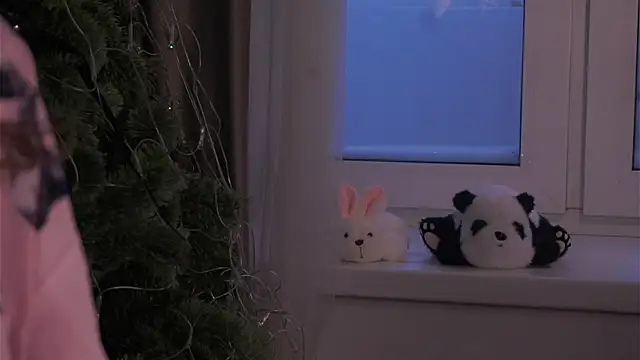 edlinhargus (F teen) - Mia your boobs soo good