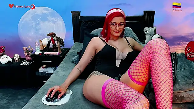 Hanna_Luna webcam