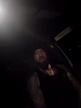 Beardedtattood webcam