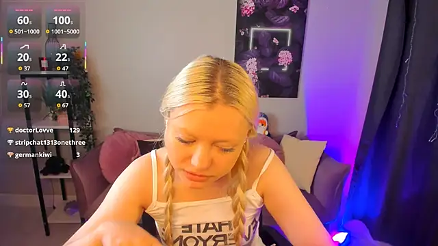 Millie_Vanillies webcam