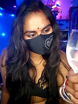 Sweet-Maddlina webcam