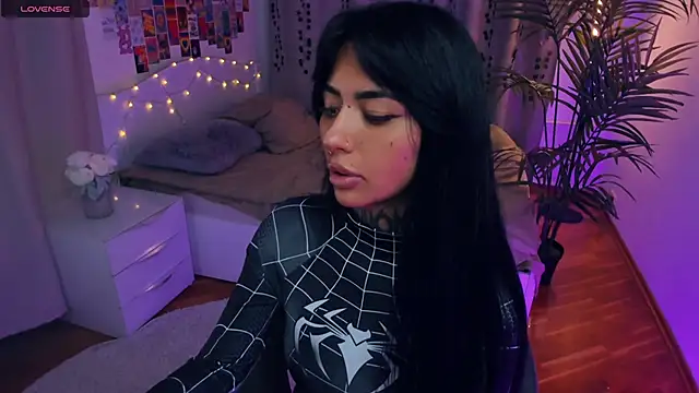 CharimgSabrina webcam