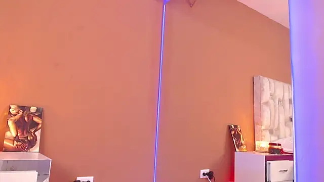 emily_knights - Emily_knights's free webcam