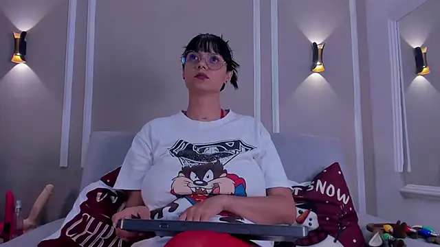 Abril_jones10 webcam