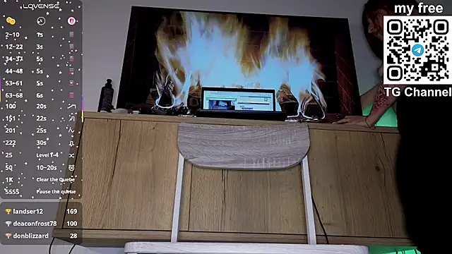 cherry_pie_888 webcam