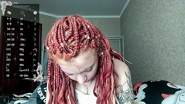 NoMoreCIothes webcam