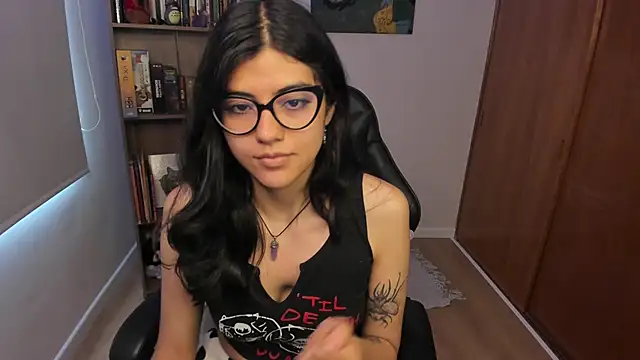 valerie__skyy webcam