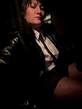 ZhenjaPoledance webcam