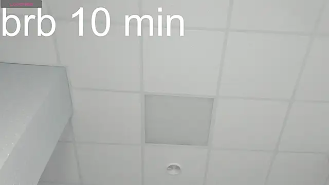 Ameli_Povilain webcam