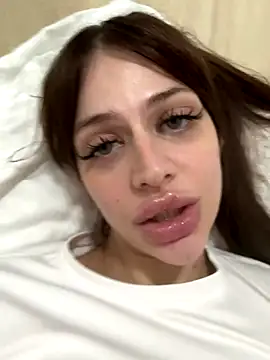 Daria_Promisess webcam