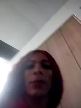 Strella_ferrera webcam