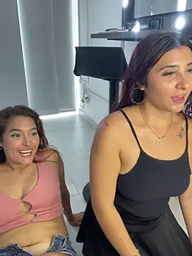 Emily_Jonness_ webcam