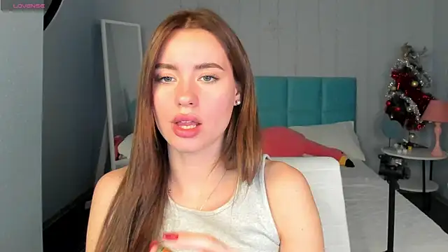 Ameli_Povilain webcam