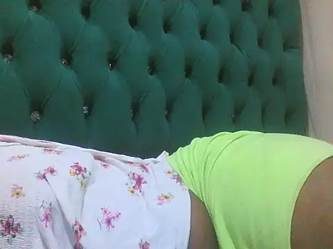 sexy_riri - Sexy_Riri's free webcam